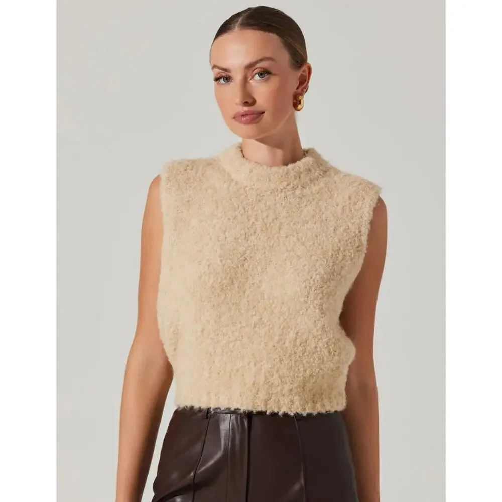 ASTR chunky Edlyn cream sweater vest
